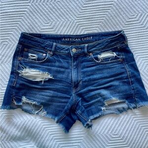 American Eagle Outfitters Stretch Tomgirl Blue Distressed Denim Shorts Size 6